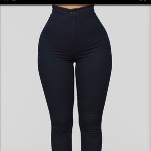 Black High Waisted Fashion Nova Skinny Jeans 🖤